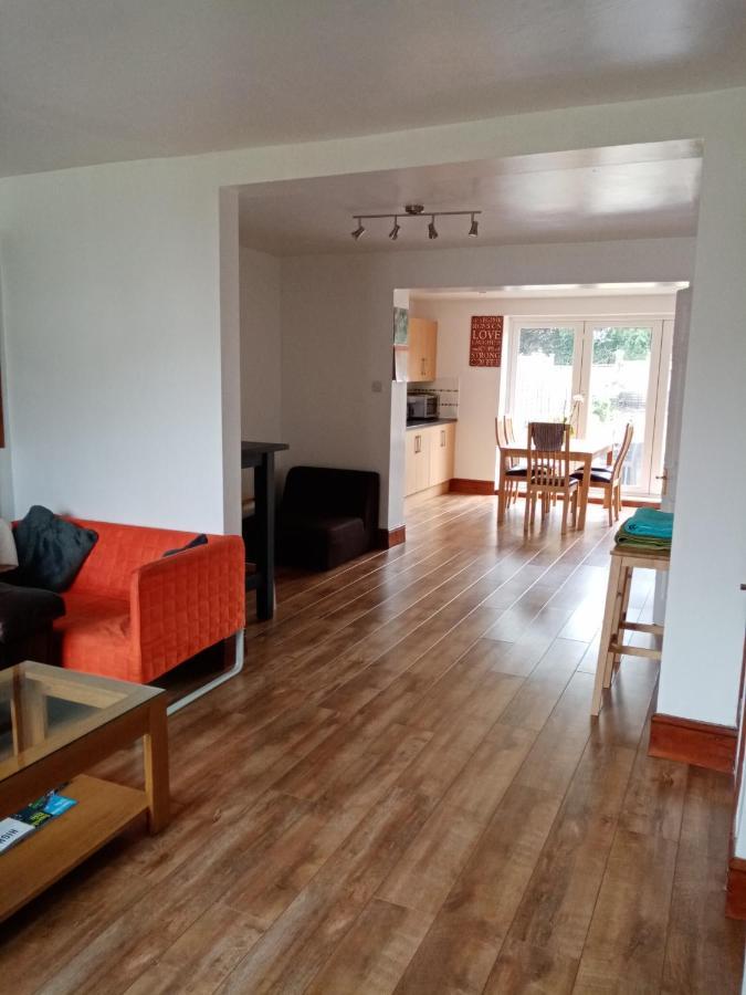 הוילה Comfy 3 Bed House Near Windsor Castle And Legoland מראה חיצוני תמונה