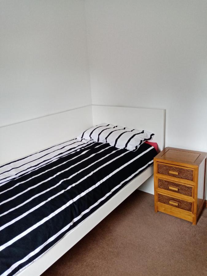 הוילה Comfy 3 Bed House Near Windsor Castle And Legoland מראה חיצוני תמונה