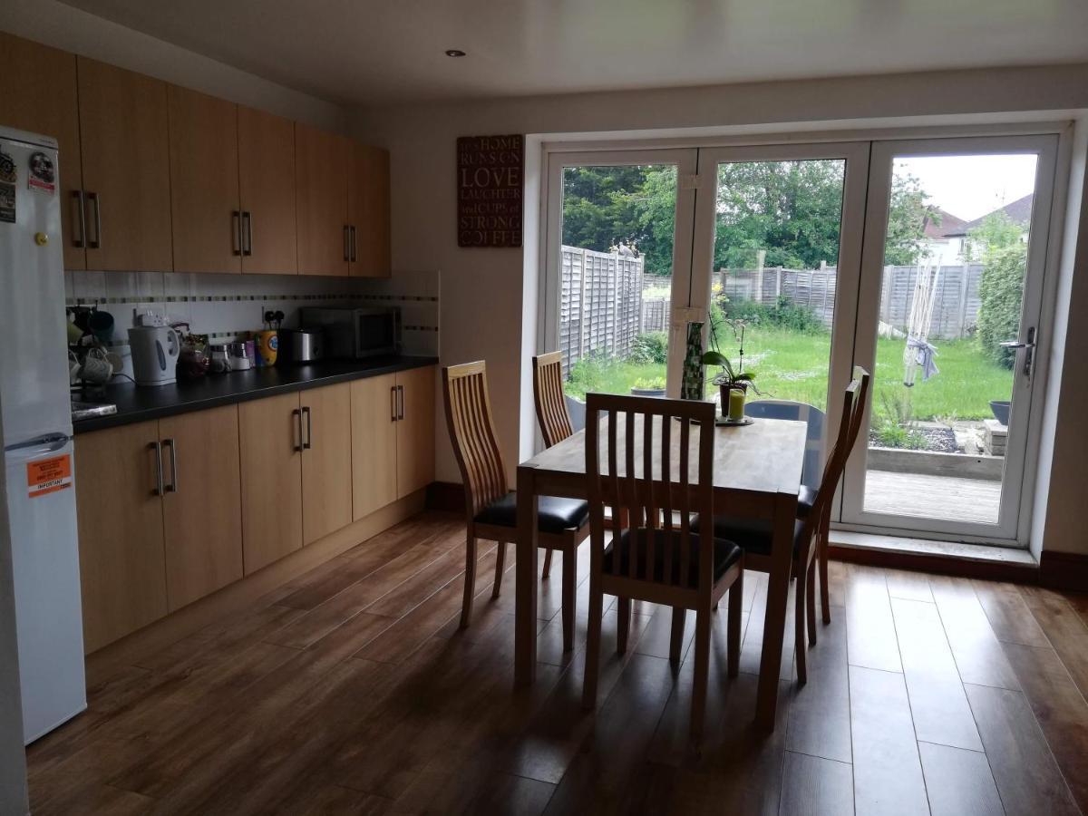 הוילה Comfy 3 Bed House Near Windsor Castle And Legoland מראה חיצוני תמונה