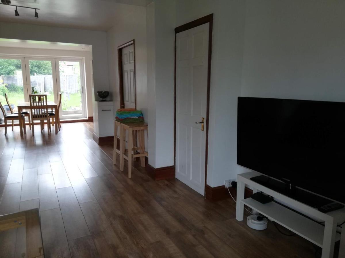 הוילה Comfy 3 Bed House Near Windsor Castle And Legoland מראה חיצוני תמונה