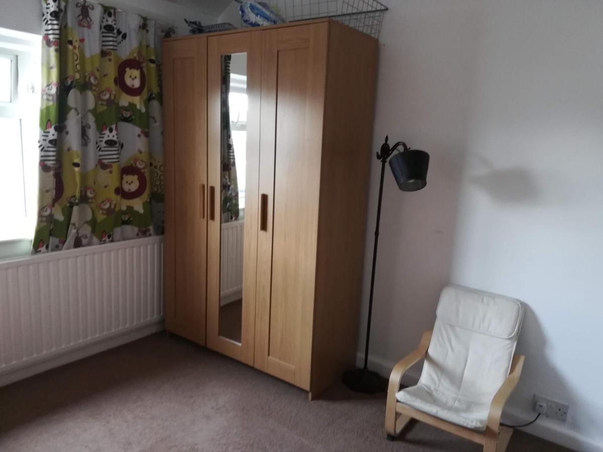 הוילה Comfy 3 Bed House Near Windsor Castle And Legoland מראה חיצוני תמונה